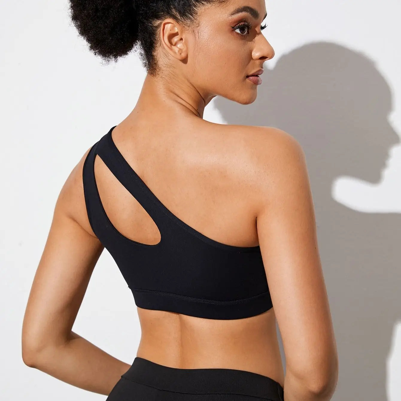 Dames fitnessbeha met één schouder - Kaitlyn