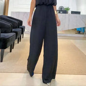 Arila - Zwarte modieuze jumpsuit